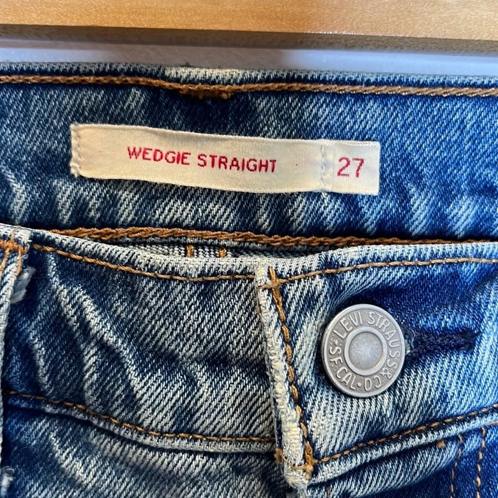 Levi’s Wedgie Straight Jeans